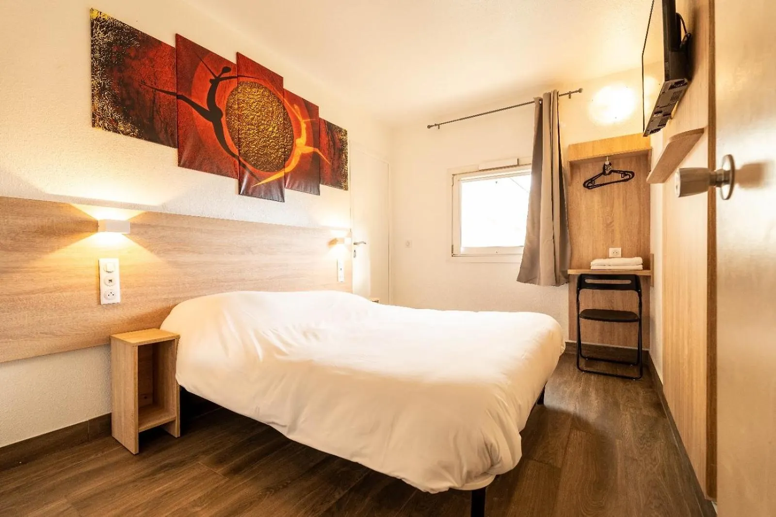 Kyriad Direct Brignoles - Provence Verte
